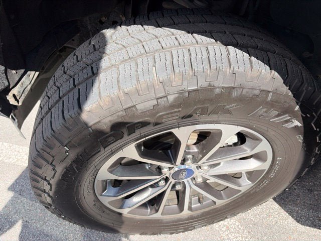 Certified 2019 Ford F150 XLT w/ Equipment Group 302A Luxury AWD/4WD image 19