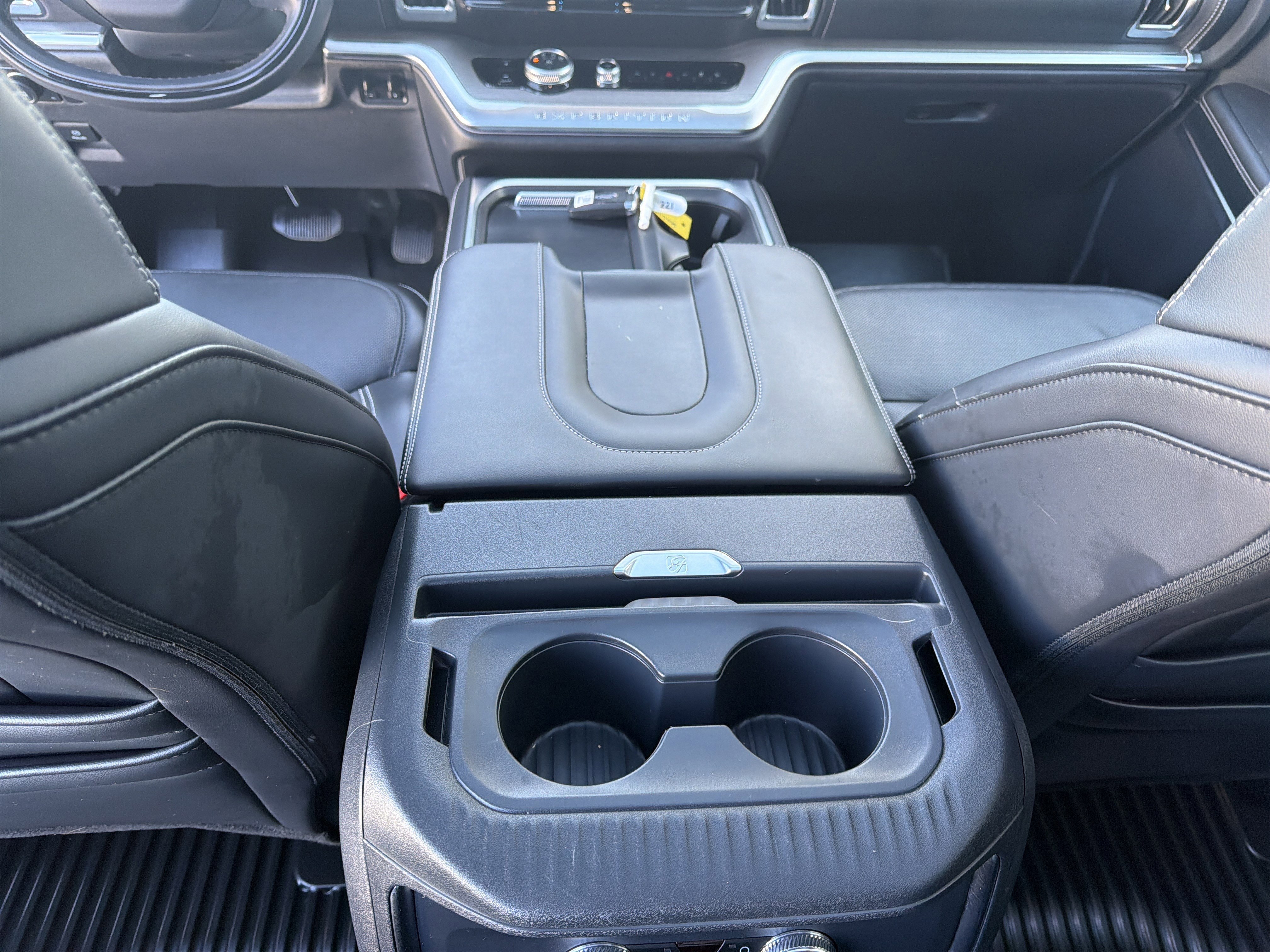 Certified 2025 Ford Expedition Platinum image 34