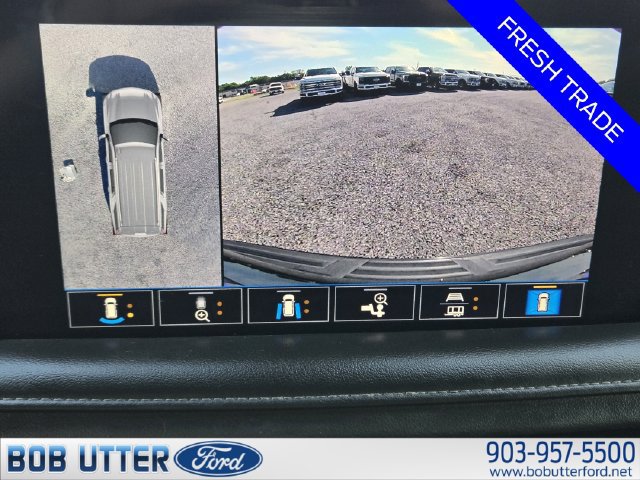 Used 2021 Chevrolet Tahoe Z71 w/ Luxury Package AWD/4WD image 17