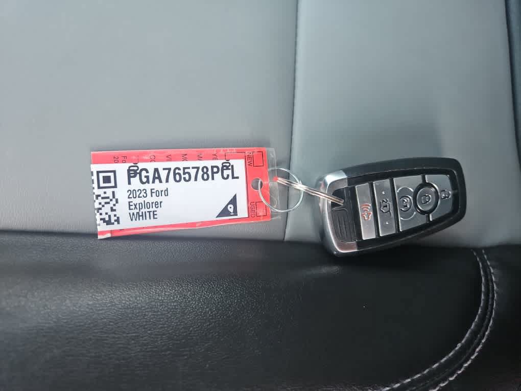 Certified 2023 Ford Explorer XLT w/ Equipment Group 202A AWD/4WD image 21