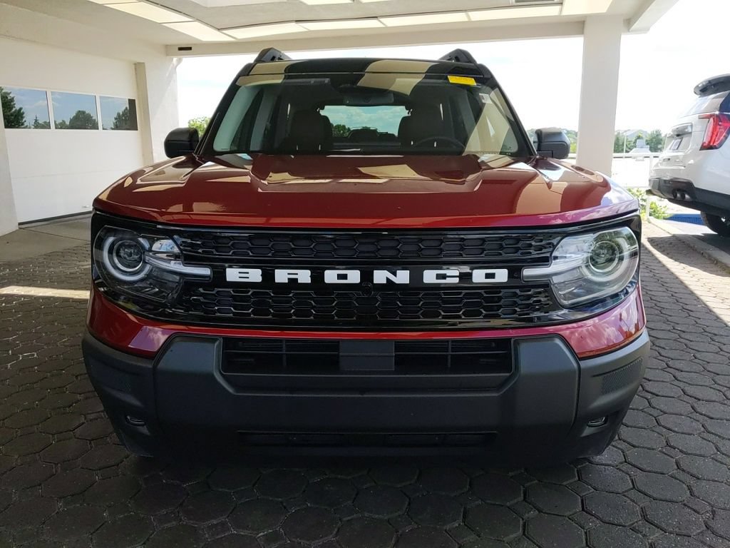 Certified 2025 Ford Bronco Sport Outer Banks AWD/4WD image 2