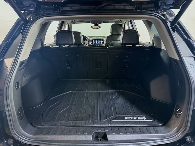 Used 2022 GMC Terrain AT4 w/ Infotainment Package II image 11