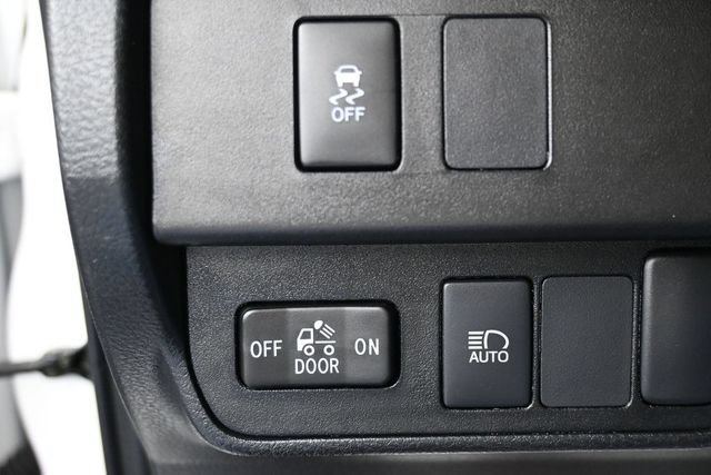 Used 2023 Toyota Tacoma SR AWD/4WD image 23