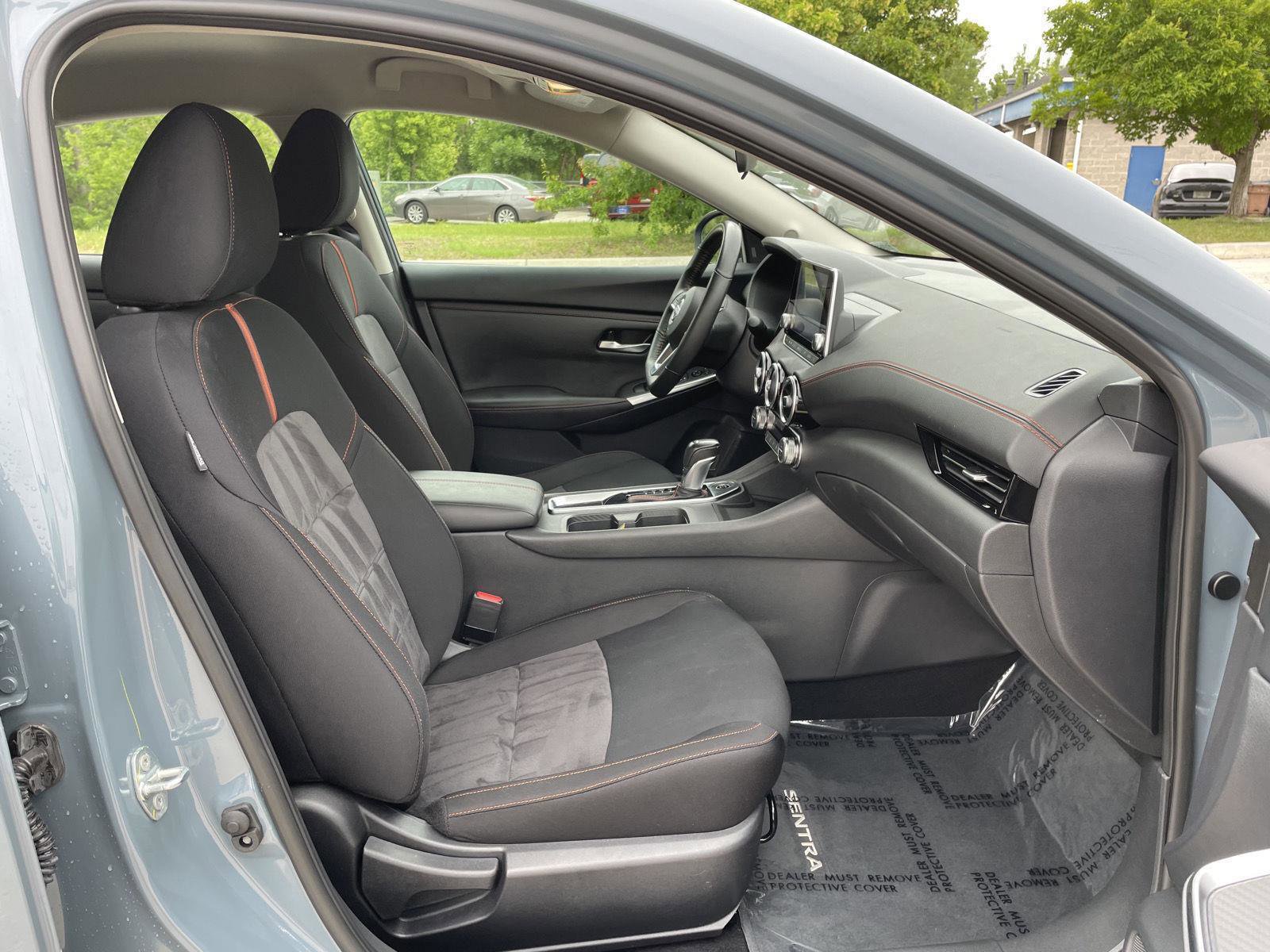 Used 2024 Nissan Sentra SR FWD image 19