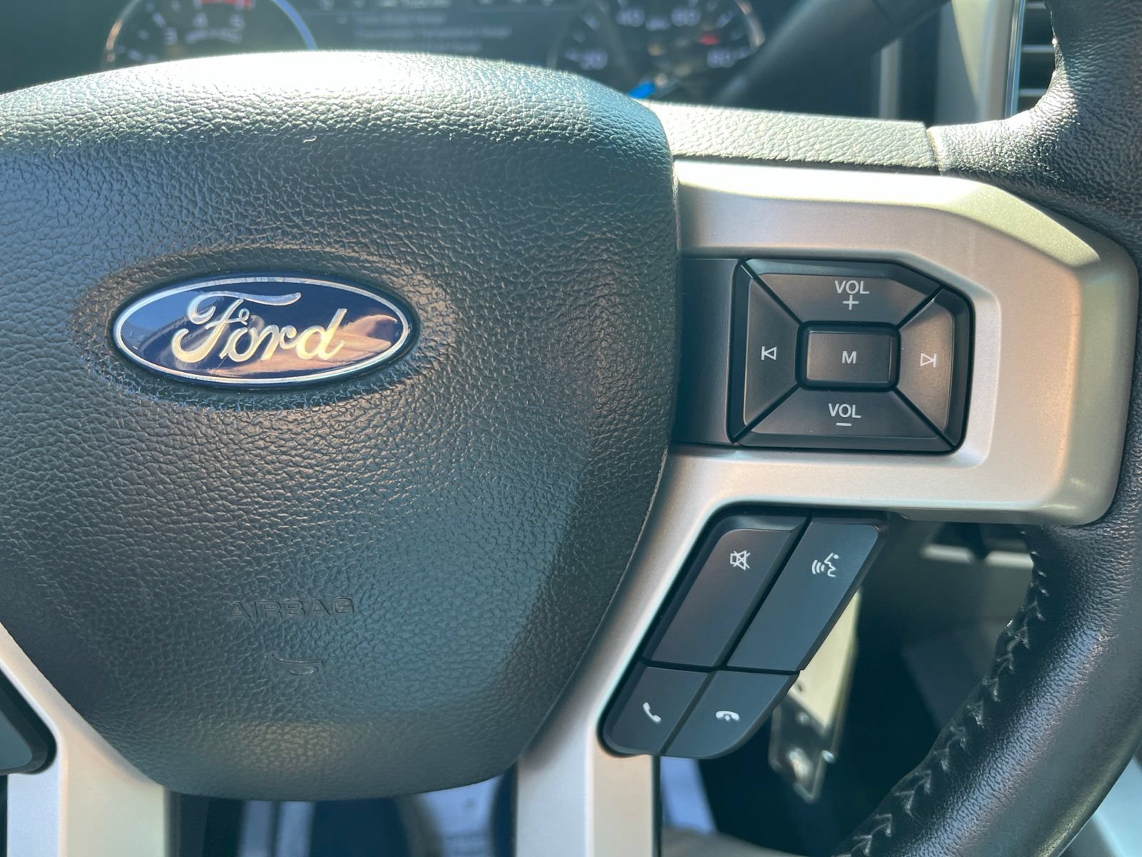 Certified 2017 Ford F250 Lariat w/ Chrome Package AWD/4WD image 25
