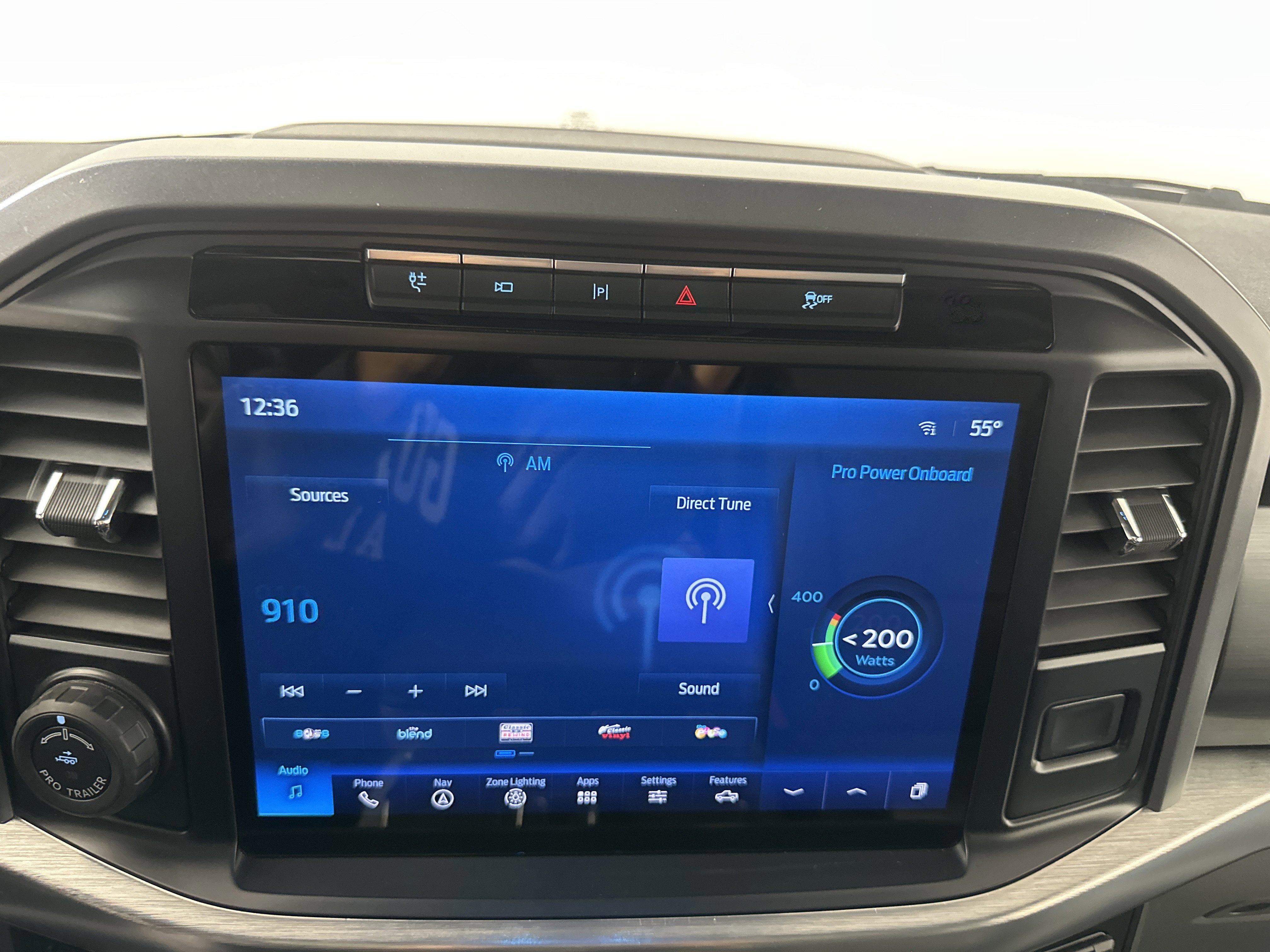 Certified 2021 Ford F150 Lariat w/ Equipment Group 502A High image 14