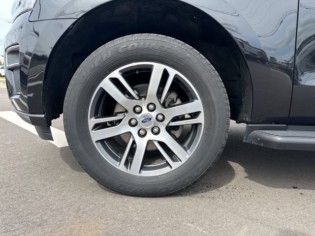 Certified 2024 Ford Expedition Limited AWD/4WD image 7