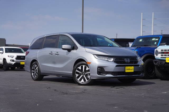 Used 2025 Honda Odyssey EX-L image 2