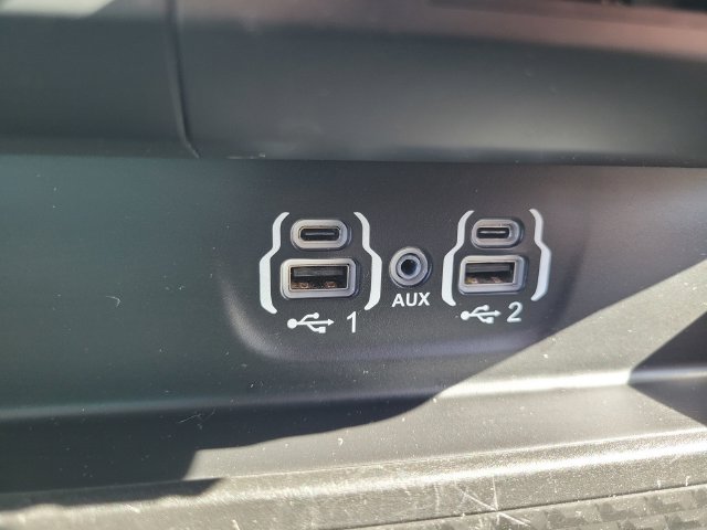 Used 2023 RAM 1500 Laramie AWD/4WD image 24