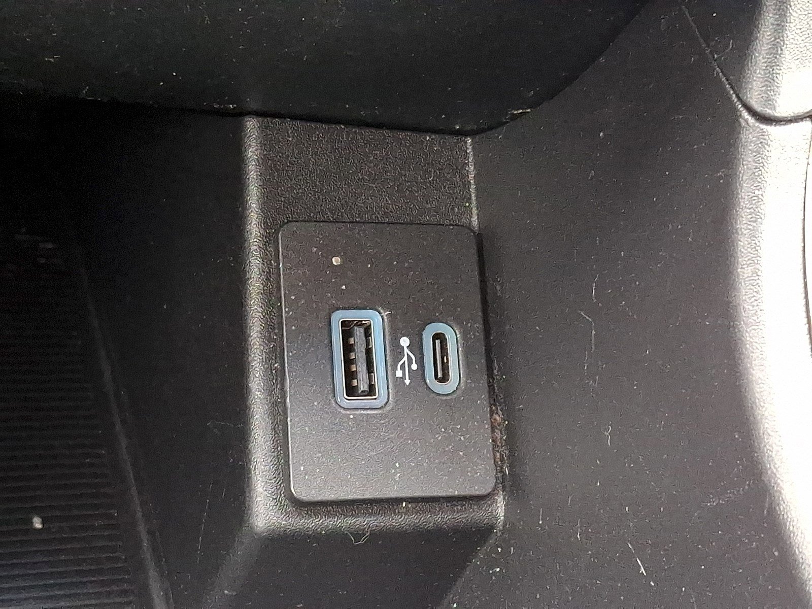 Certified 2024 Ford Edge SEL AWD/4WD image 22