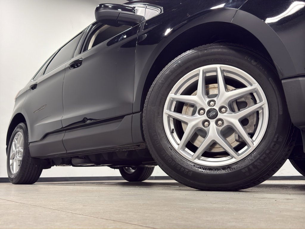 Certified 2023 Ford Edge SEL image 2