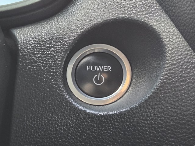 Used 2023 Toyota Corolla Cross AWD Hybrid image 22