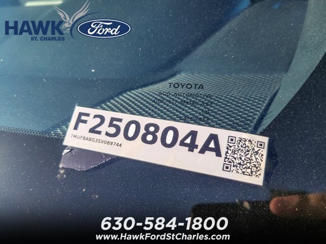 Used 2025 Toyota Corolla Cross AWD Hybrid w/ Moonroof Package image 23