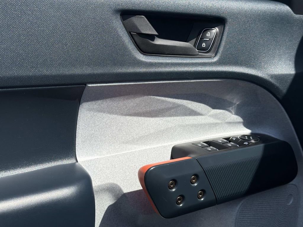 Certified 2024 Ford Maverick XLT w/ XLT Luxury Package image 20