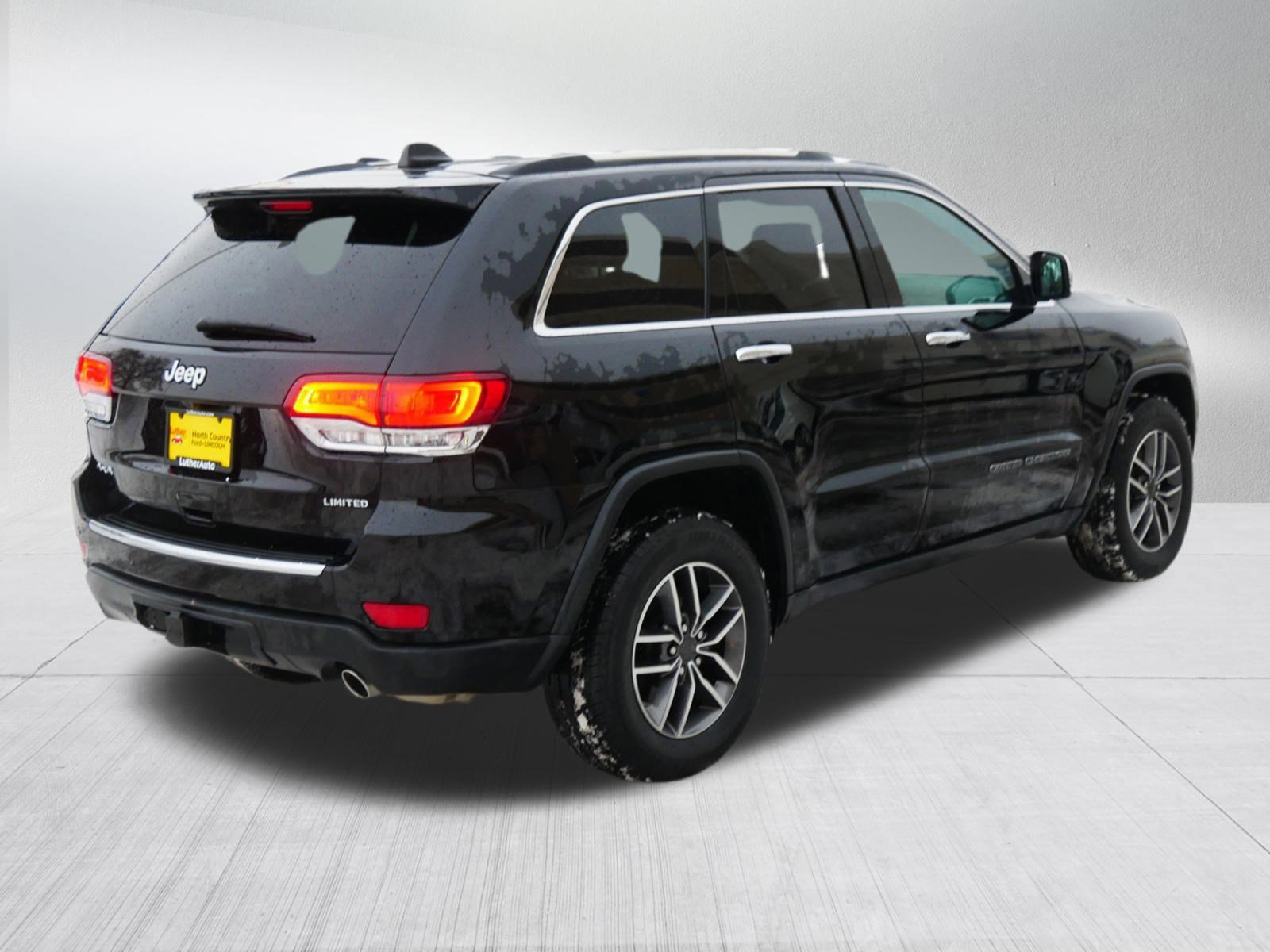 Used 2021 Jeep Grand Cherokee Limited w/ Trailer Tow Group IV image 5