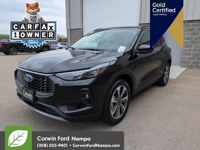 Certified 2025 Ford Escape Platinum AWD/4WD image 9