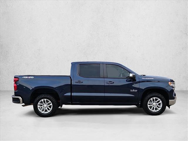 Used 2022 Chevrolet Silverado 1500 LT AWD/4WD image 4