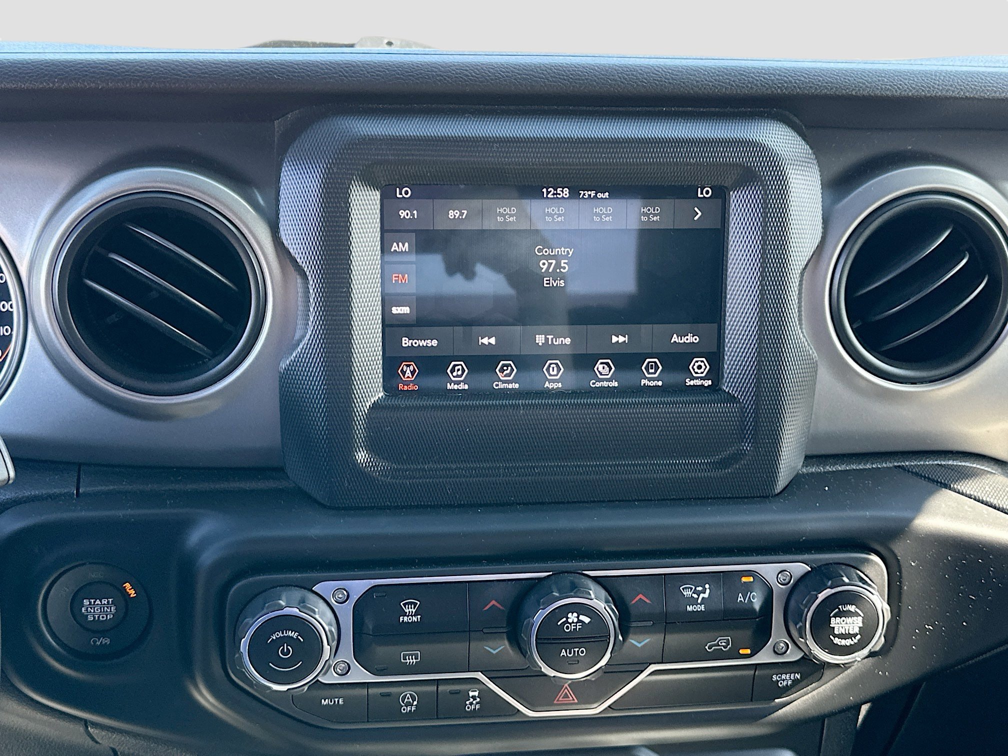 Used 2021 Jeep Wrangler Sport image 14