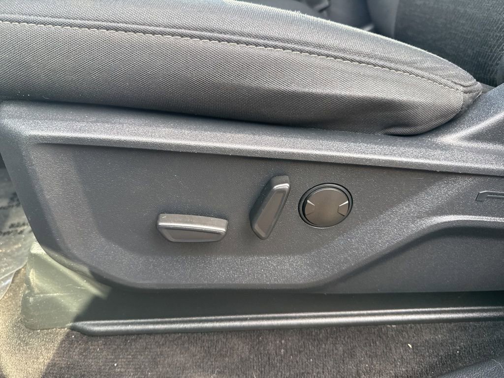 Certified 2022 Ford F150 XLT w/ Equipment Group 302A High image 9