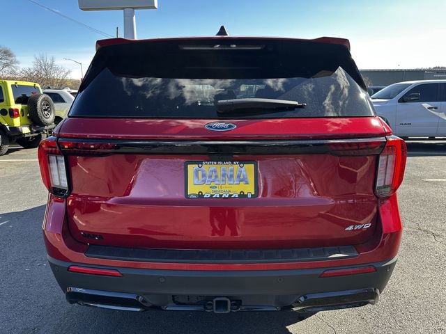 Certified 2025 Ford Explorer ST-Line w/ ST-Line Street Pack image 4