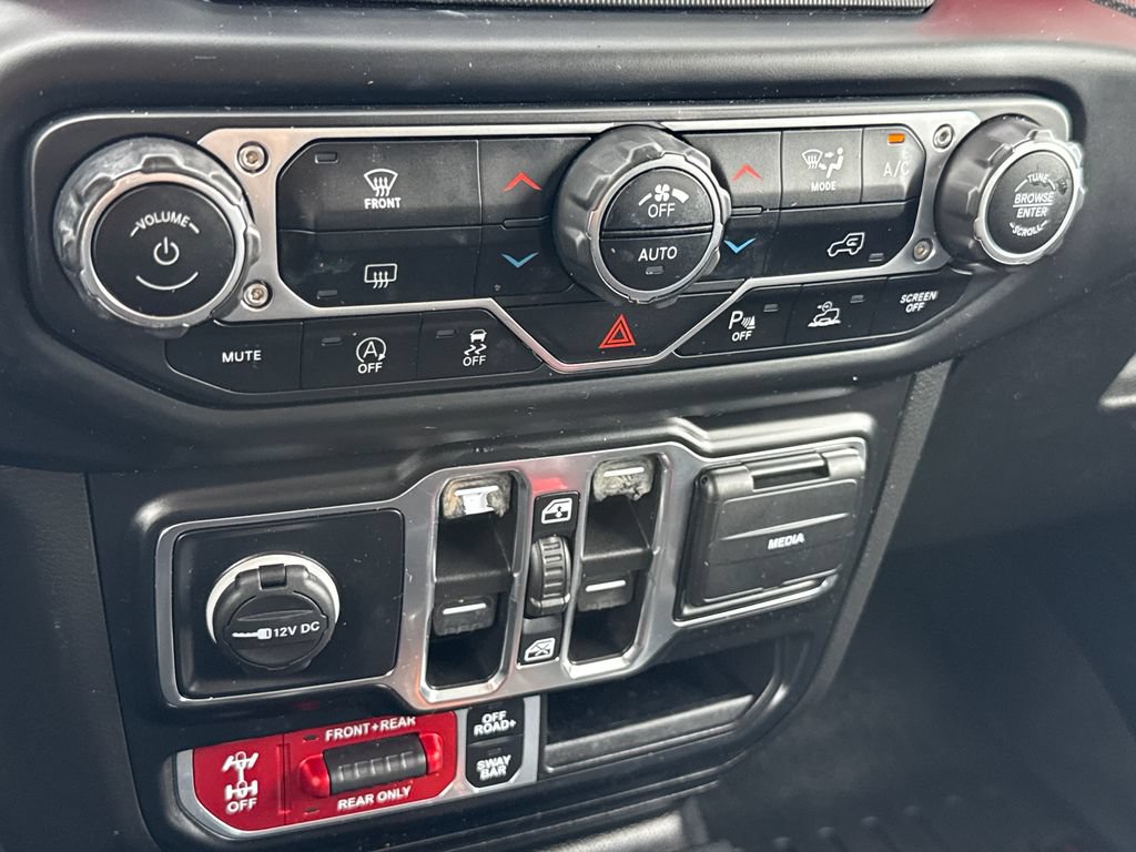 Used 2022 Jeep Gladiator Rubicon w/ LED Lighting Group AWD/4WD image 20