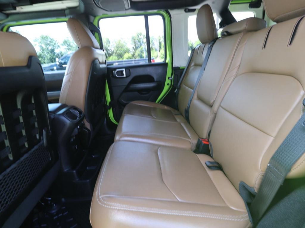 Used 2021 Jeep Wrangler Unlimited Rubicon 4xe w/ Cold Weather Group AWD/4WD image 9