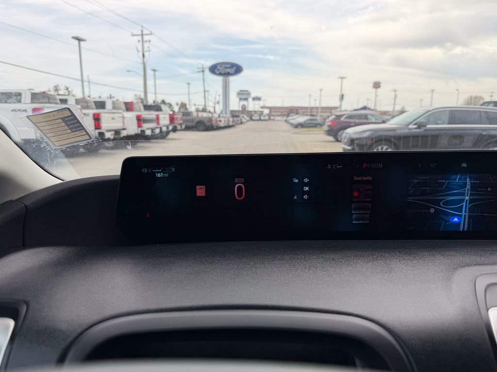 Certified 2025 Ford Expedition Active image 30