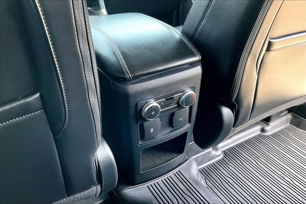 Certified 2021 Ford Explorer XLT w/ Equipment Group 202A image 34