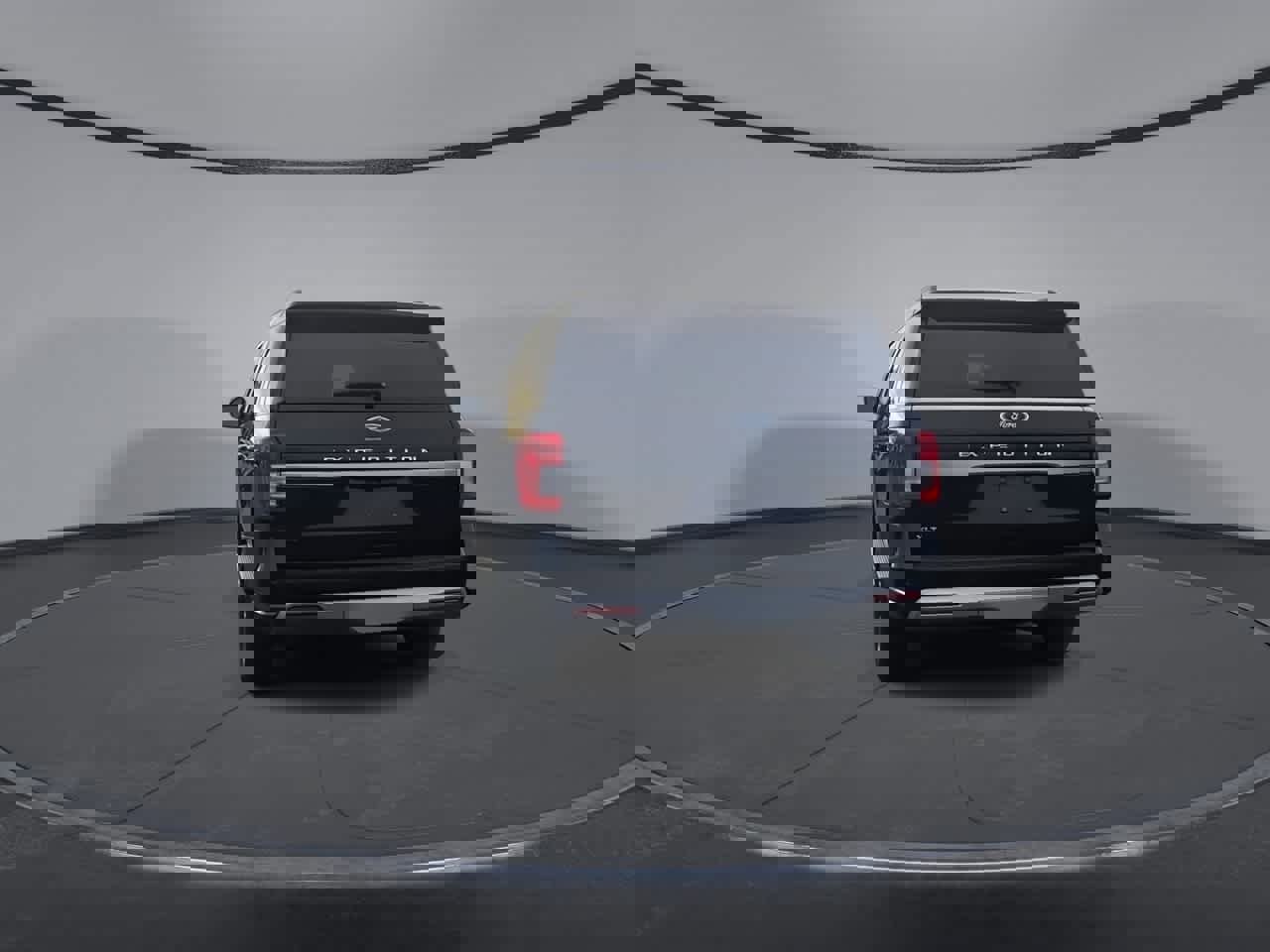 Certified 2024 Ford Expedition XLT image 7