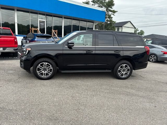 Certified 2025 Ford Expedition Active AWD/4WD image 16