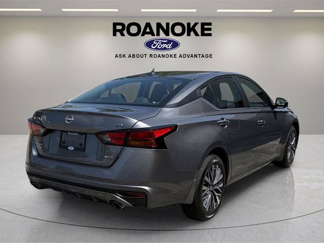 Used 2024 Nissan Altima 2.5 SV w/ SV Premium Package AWD/4WD image 15
