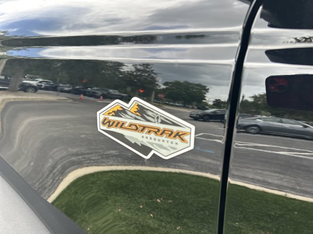 Certified 2023 Ford Bronco Wildtrak AWD/4WD image 15