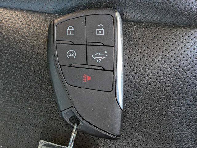 Used 2025 GMC Sierra 1500 SLT AWD/4WD image 28