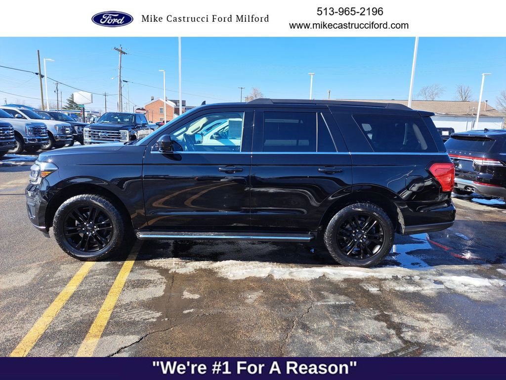 Certified 2023 Ford Expedition XLT image 6