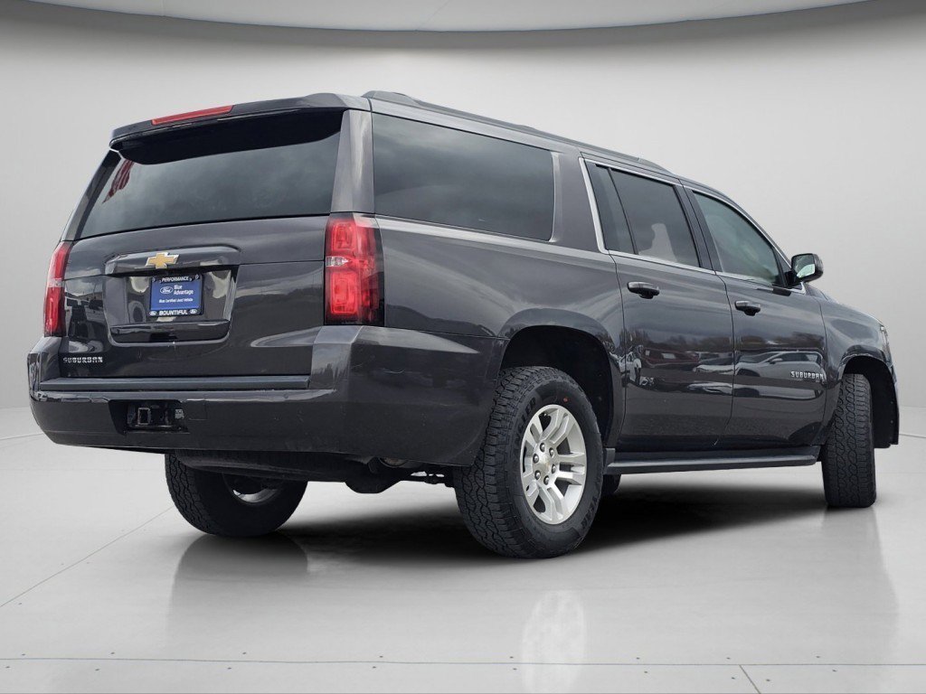 Used 2017 Chevrolet Suburban LS image 21