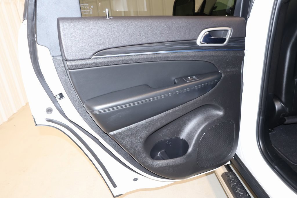 Used 2020 Jeep Grand Cherokee Limited image 19