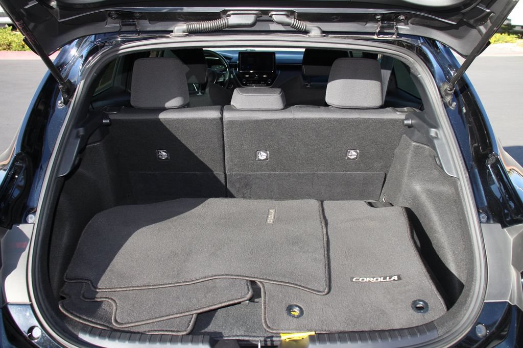 Used 2025 Toyota Corolla SE FWD image 24