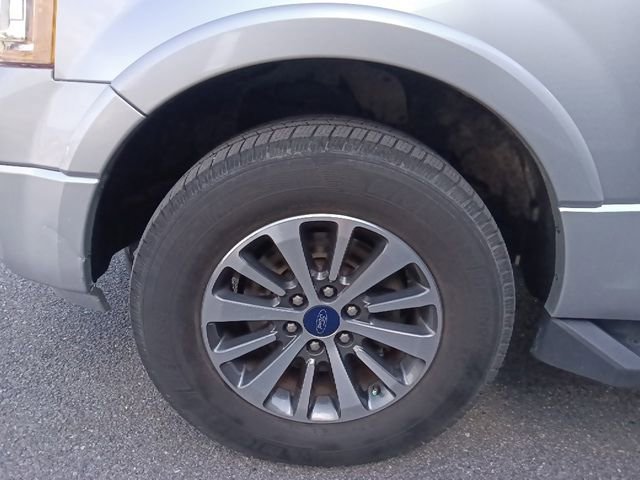 Certified 2017 Ford Expedition XLT AWD/4WD image 10
