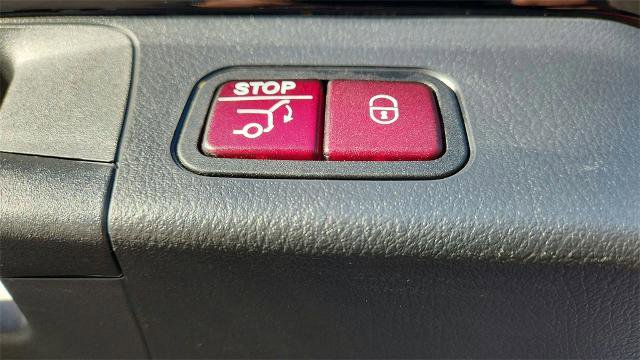 Used 2023 Mercedes-Benz EQB 250+ image 32