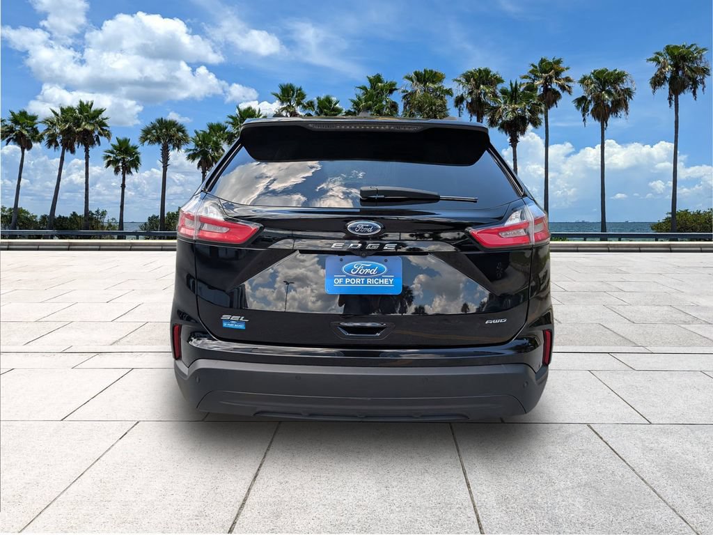 Certified 2024 Ford Edge SEL w/ Sport Appearance Package AWD/4WD image 6