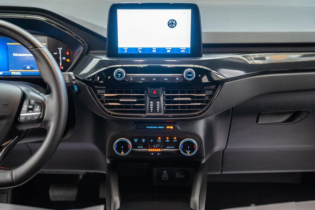 Certified 2025 Ford Escape ST-Line AWD/4WD image 20
