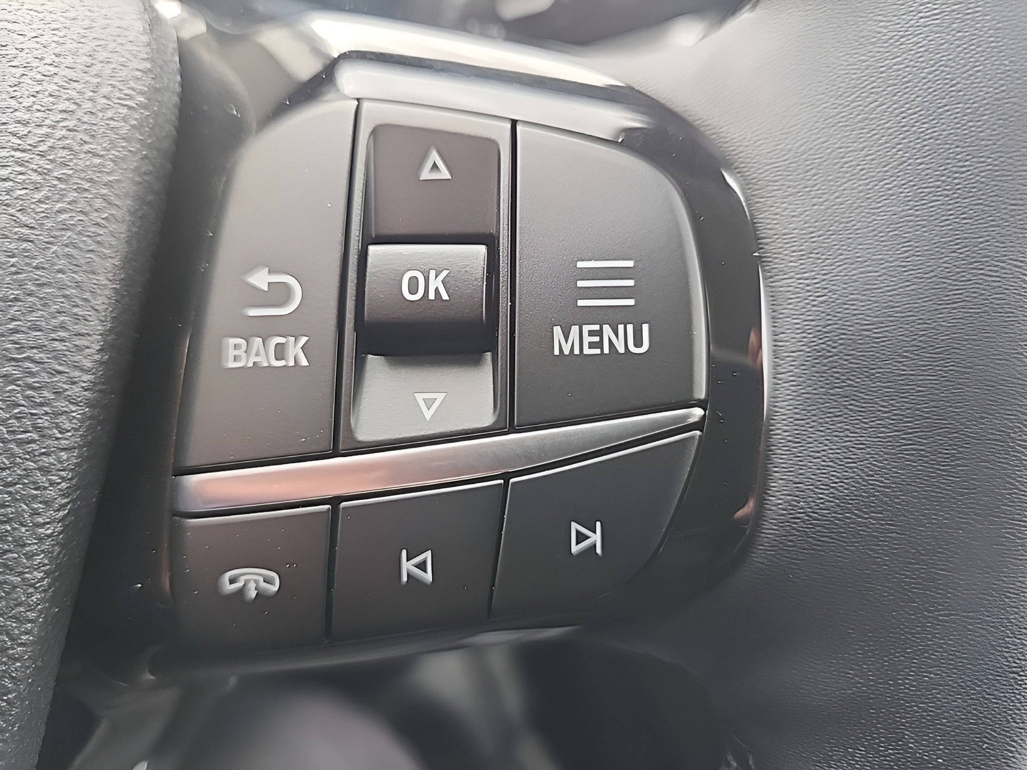 Certified 2023 Ford Escape Active w/ Tech Pack #2 image 17