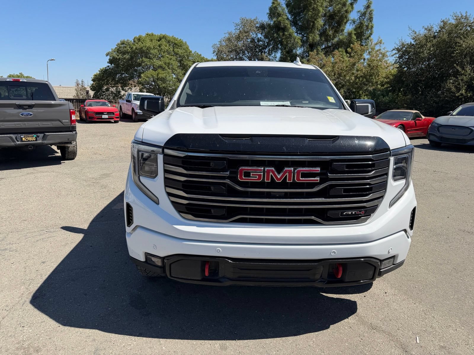 Used 2025 GMC Sierra 1500 AT4 AWD/4WD image 8