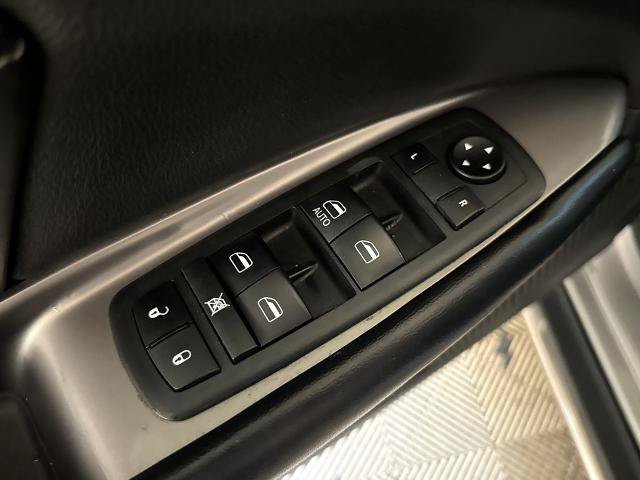 Used 2020 Dodge Journey Crossroad FWD image 17