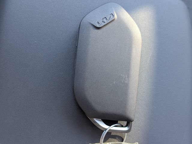 Used 2025 Kia K4 EX FWD image 26
