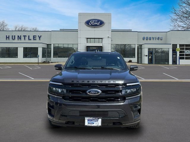 Certified 2022 Ford Expedition Limited AWD/4WD image 3