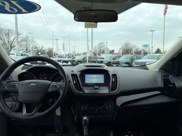 Certified 2018 Ford Escape SE w/ SE Sport Appearance Package image 11