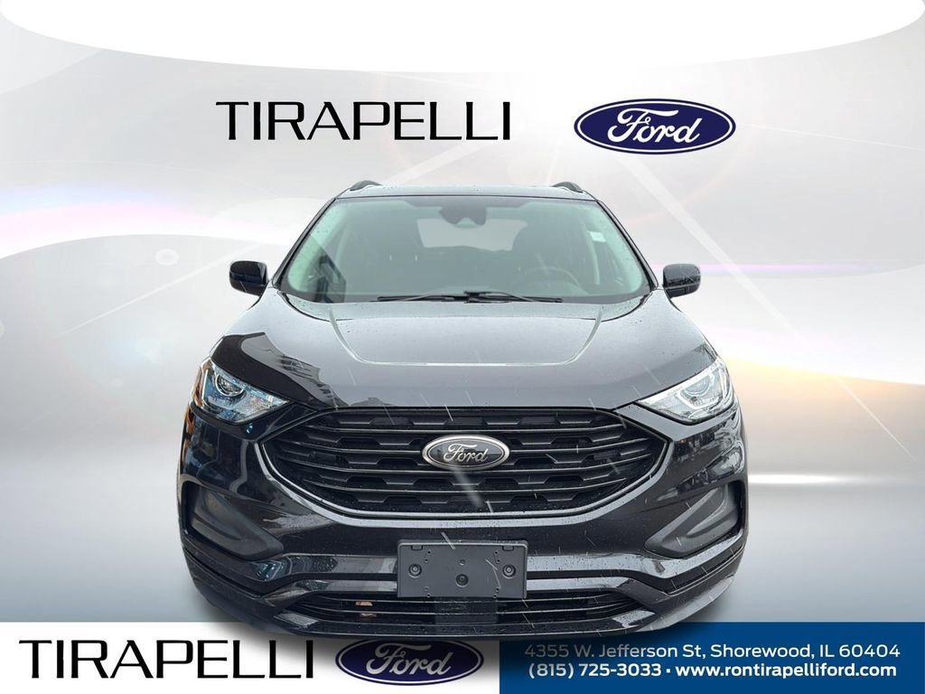 Certified 2024 Ford Edge SE w/ Black Appearance Package AWD/4WD image 8