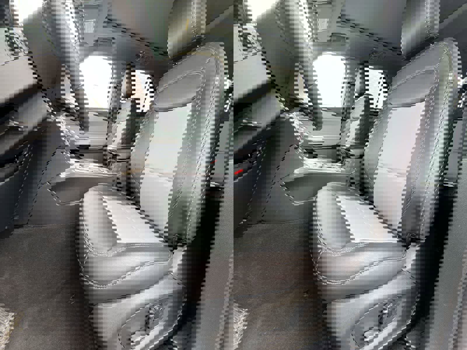 Certified 2024 Ford Explorer XLT w/ Equipment Group 202A image 16