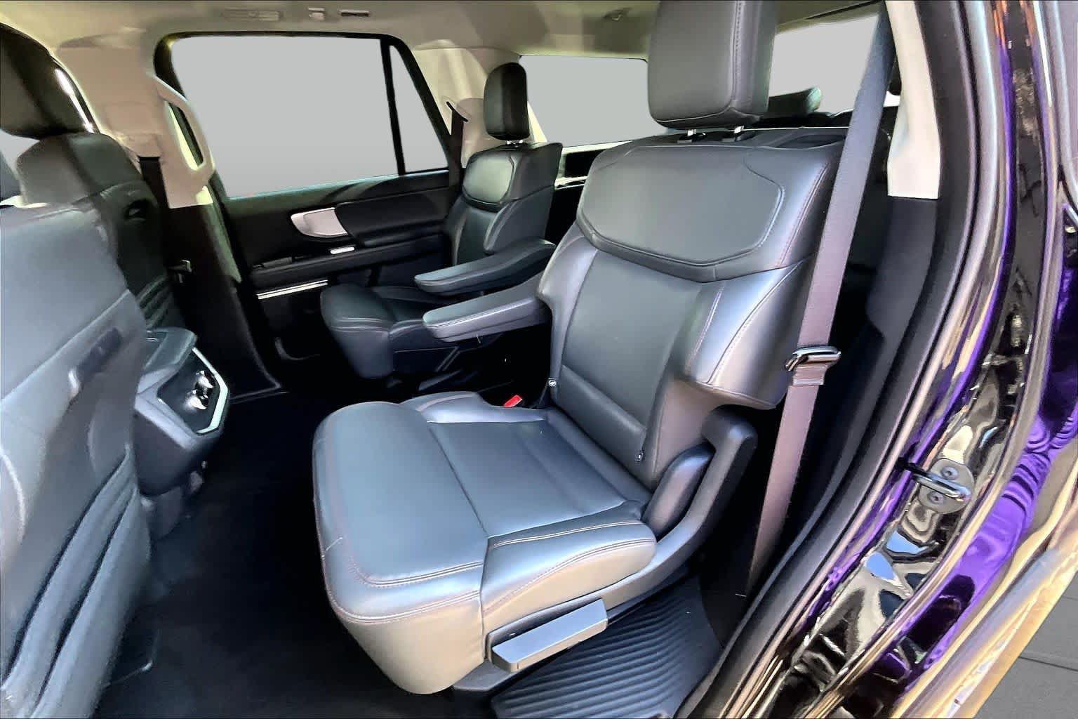 Certified 2025 Ford Expedition Active RWD image 21